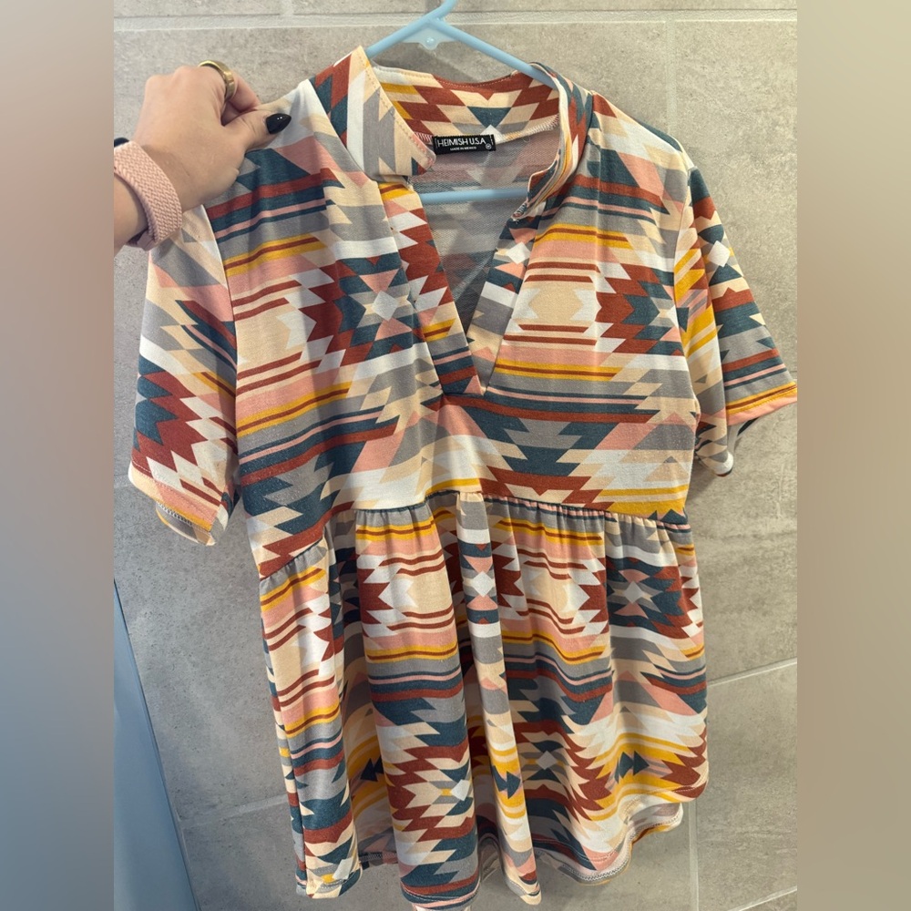 HEIMISH USA Multicolor Geometric Top